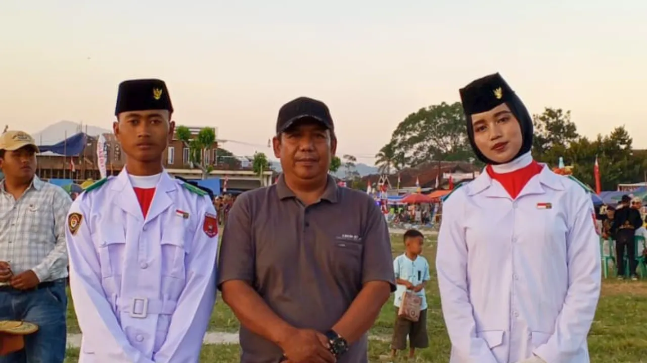 Kontingen Paskibra di Tingkat Kecamatan Way Tenong